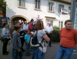 bei der Stadtfuehrung.JPG