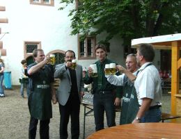 2008 Bieranstich Pfr. J. Balbach, Bgm. R. Burger,  Bezirksvertr. Distelhaeuser Brauerei, M. Schmelcher, K. Roos.JPG