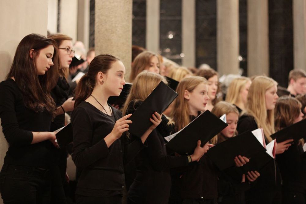 Kinder-, Jugend- und Kirchenchor in St. Oswald Buchen