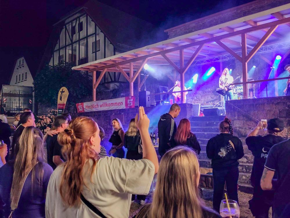 Party bei Still Riot