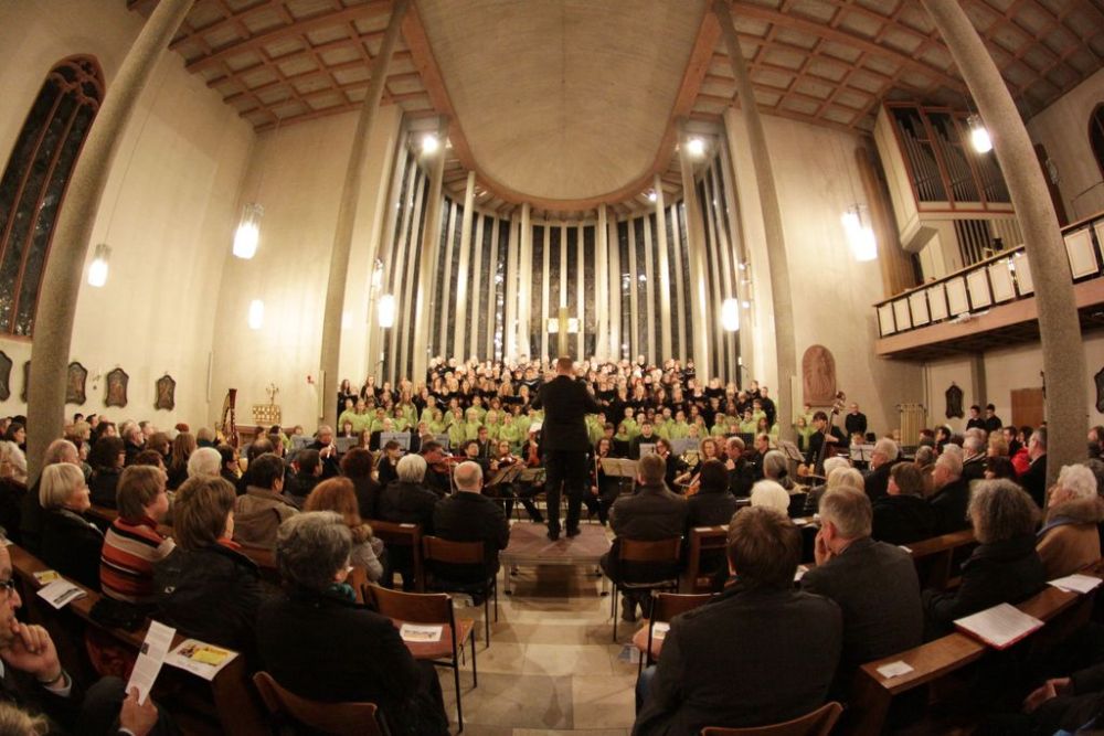 Kinder-, Jugend- und Kirchenchor in St. Oswald Buchen