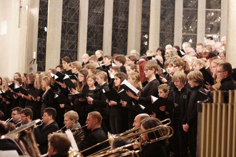 Kinder-, Jugend- und Kirchenchor in St. Oswald Buchen