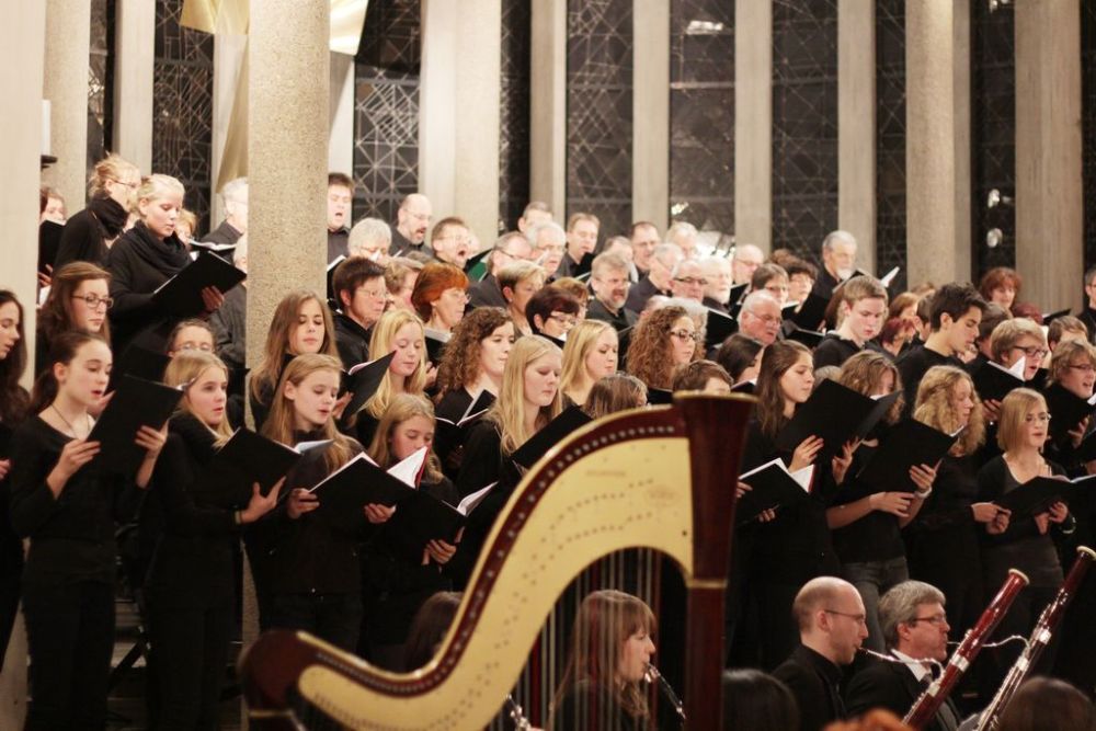 Kinder-, Jugend- und Kirchenchor in St. Oswald Buchen